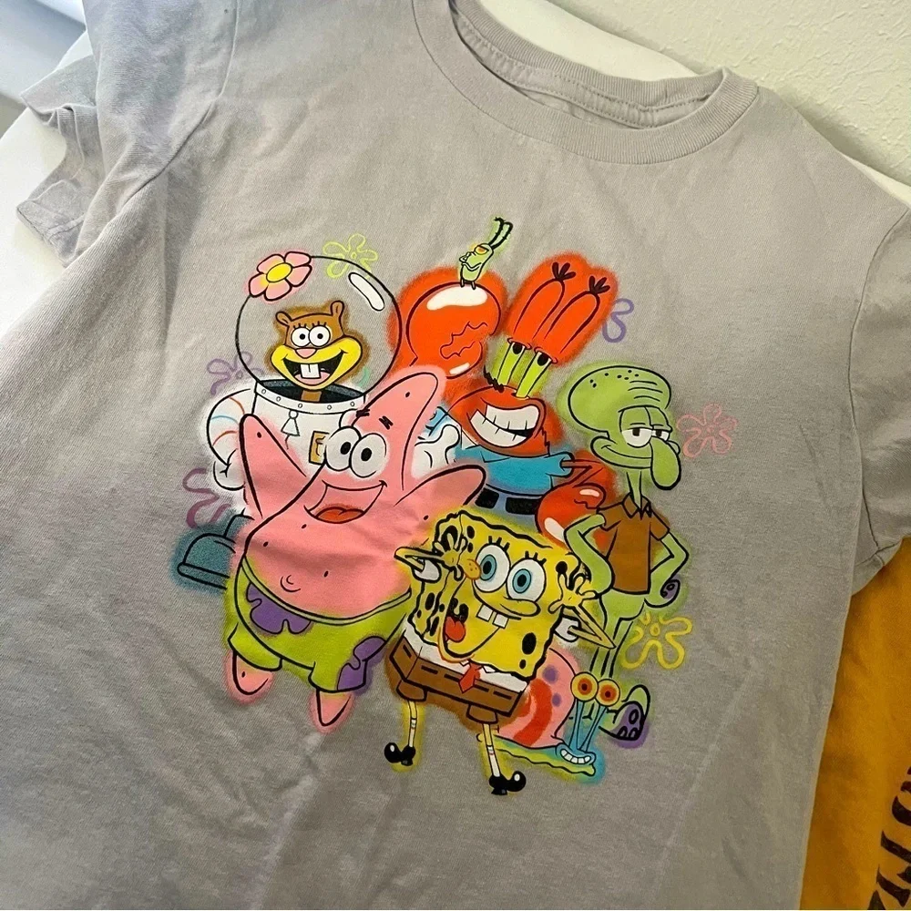 Old Navy (6-7) Bundle of (2) Peanuts Snoopy California & SpongeBob SquarePants